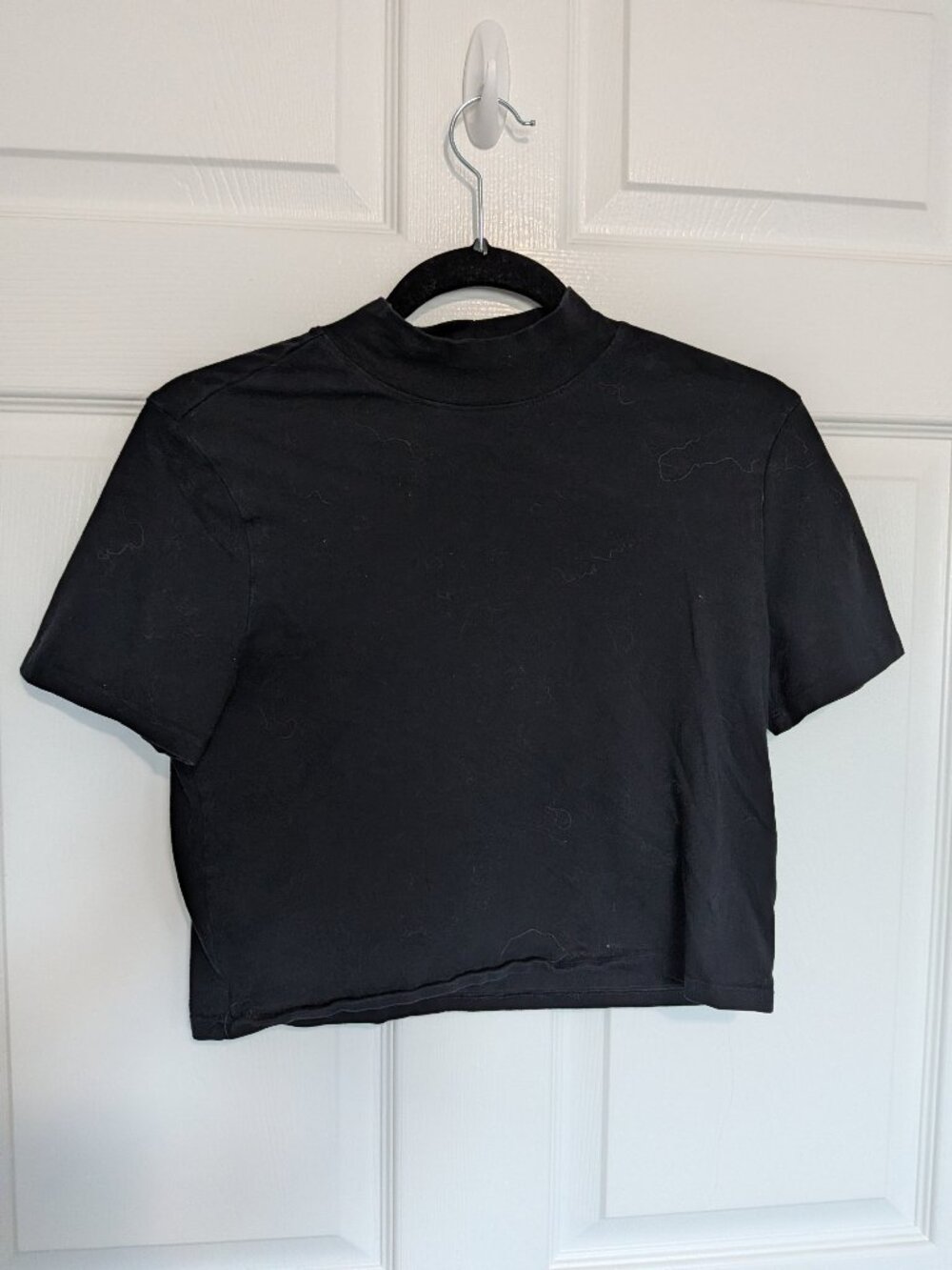 H&M Black Mock Neck Short Sleeve Crop Top L